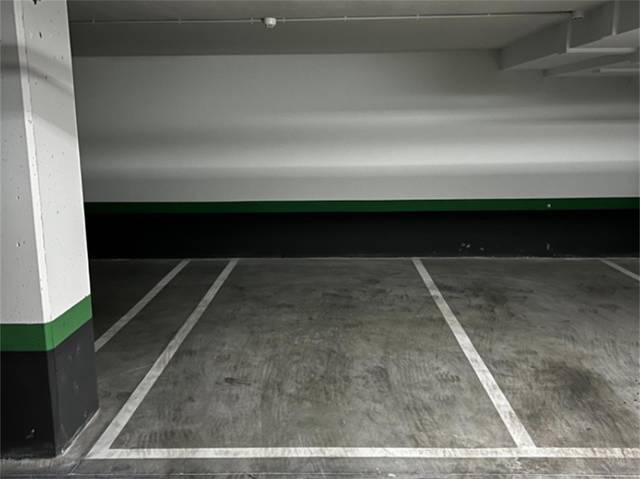 Garaje en Alquiler en Avenida de la Comunidad Valenciana en Primera Fase - Nuevo Tres Cantos