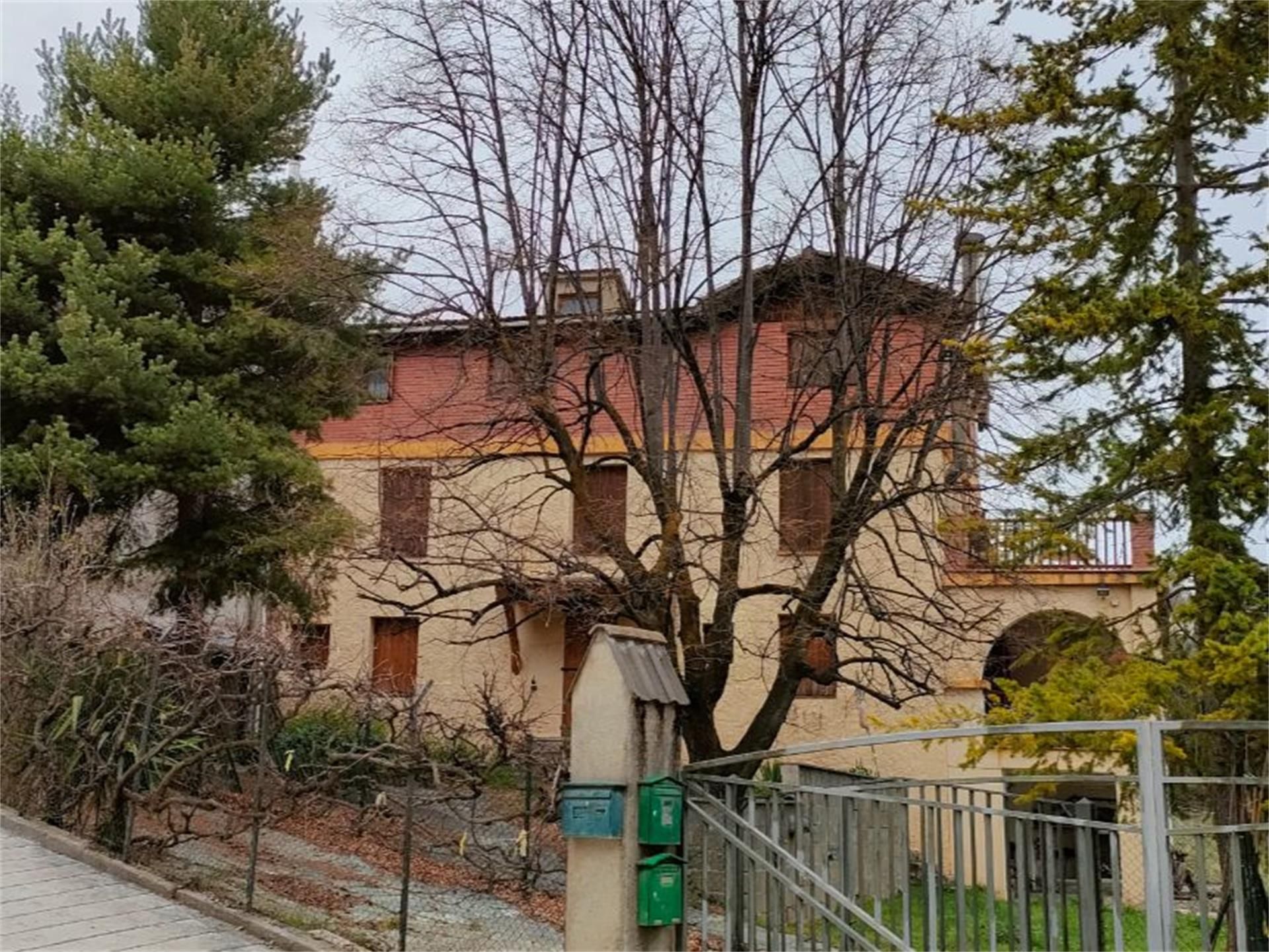 Vista exterior de Pis en venda en Sort amb Calefacció, Jardí privat i Traster
