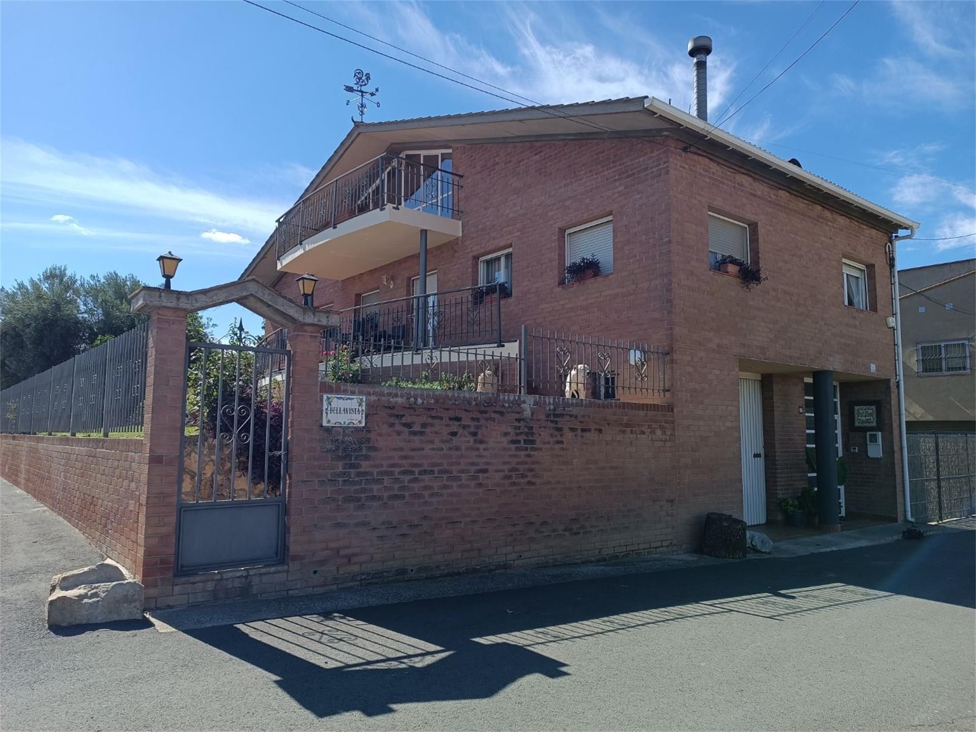 Vista exterior de Casa o xalet en venda en Almenar amb Terrassa