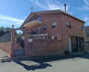 Vista exterior de Casa o xalet en venda en Almenar amb Calefacció, Jardí privat i Terrassa