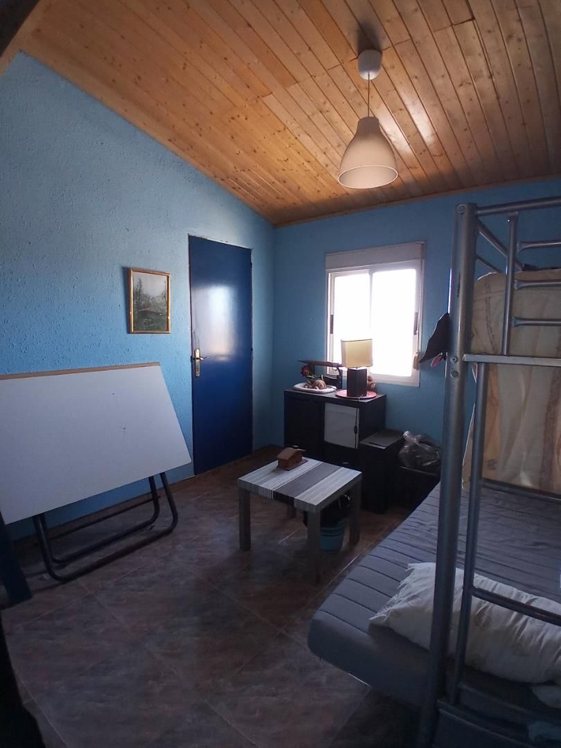 Dormitori de Casa adosada en venda en Pozo Alcón amb Parquet, Traster i Moblat