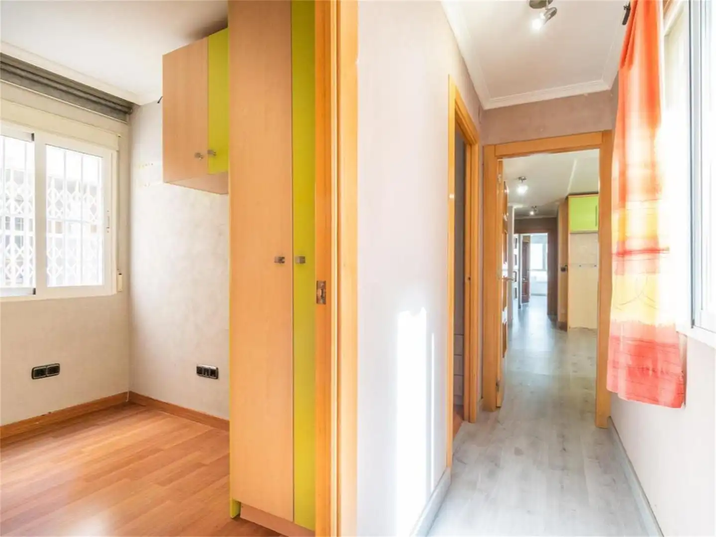 Apartamento de alquiler en Calle Vicente Blasco Ibáñez, Centro - Muelle Pesquero Apartamento de alquiler en Torrevieja con Aire acondicionado, Calefacción y Amueblado