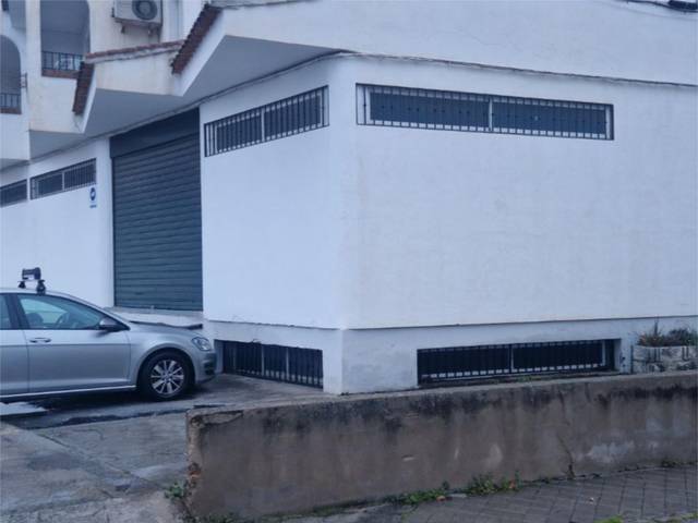 Local comercial en Alquiler en Calle Redonda en Pinos Puente