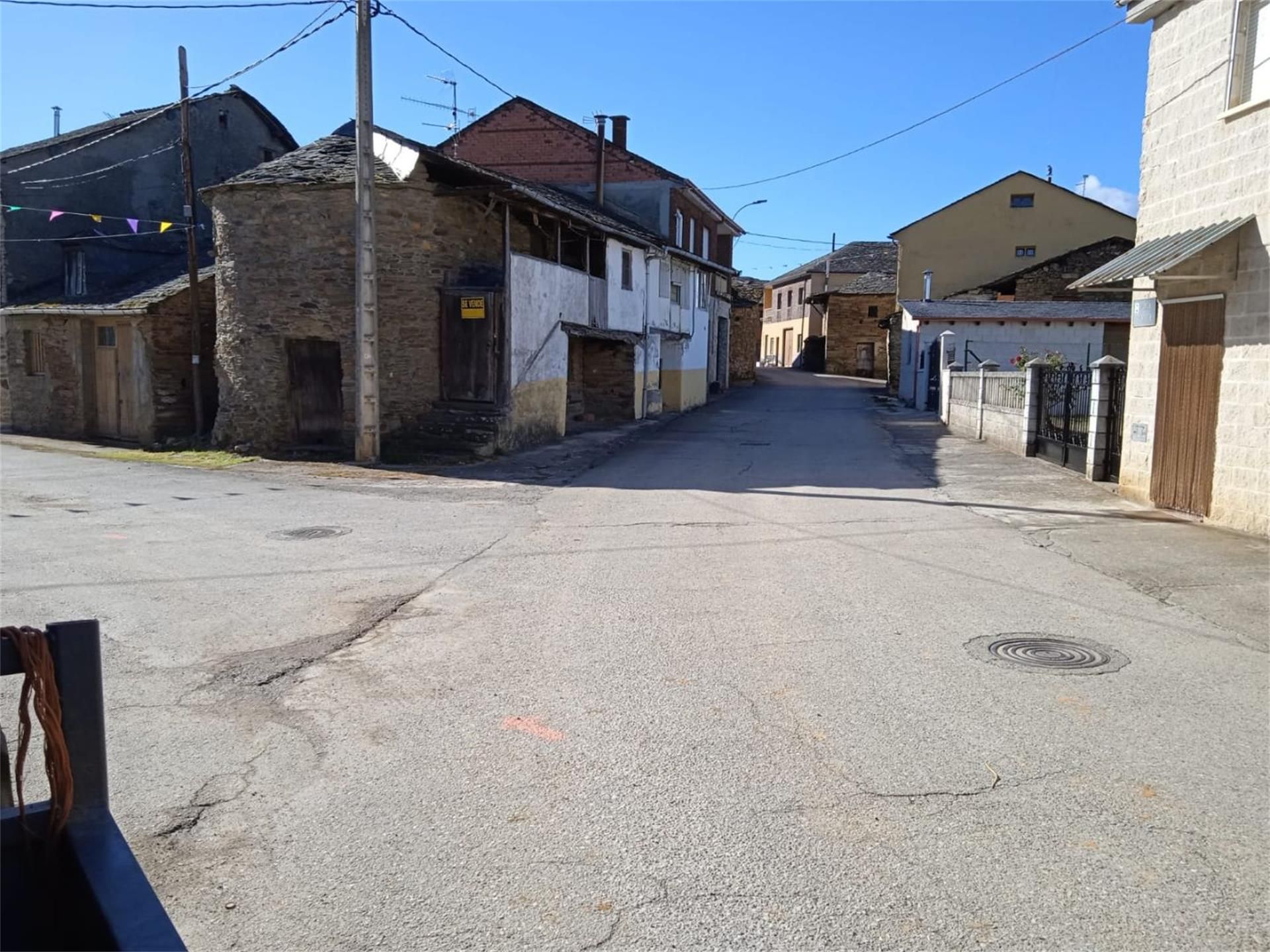 Exterior view of Single-family semi-detached for sale in Vega de Espinareda