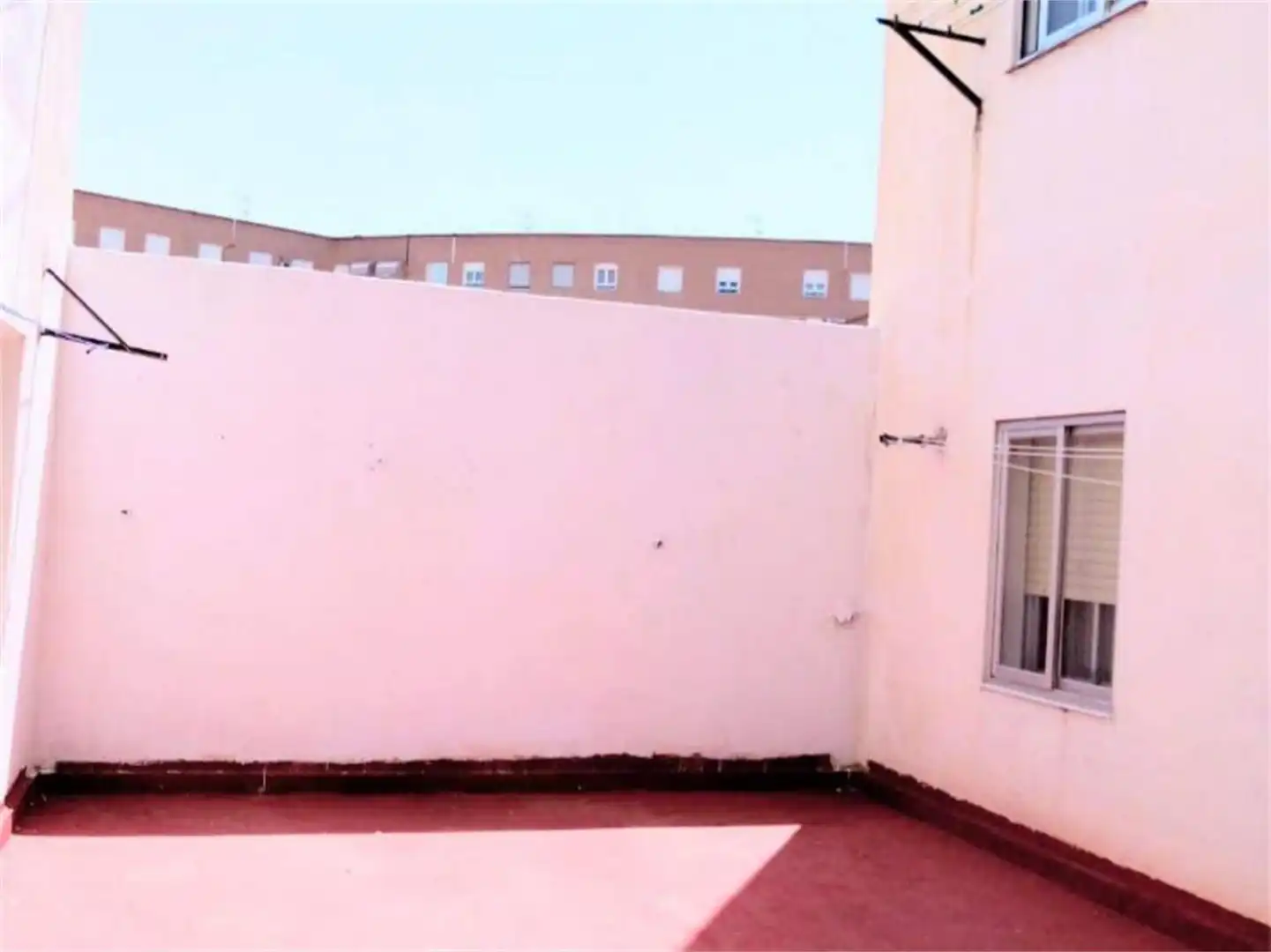 Zimmer in Avenida de Portugal, Puerta de Cuartos - Avda. de Portugal Zimmer in Avenida de Portugal, Puerta de Cuartos - Avda. de Portugal