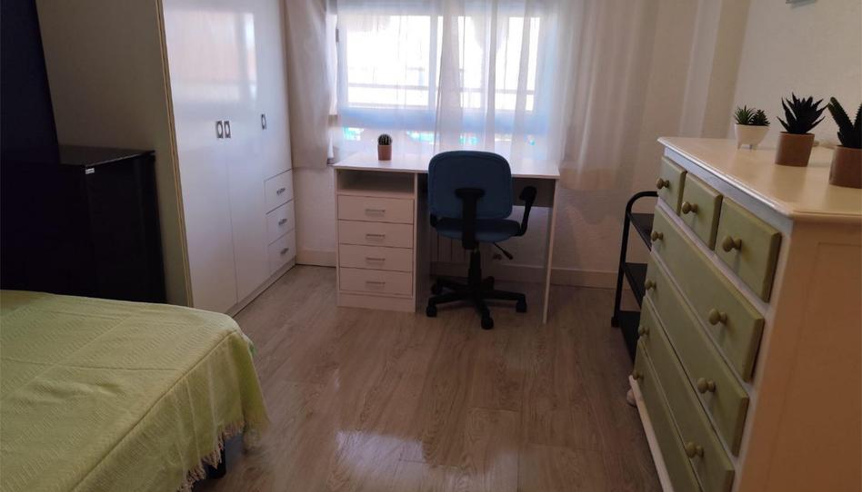 Flat to share in Avenida de Portugal, Puerta de Cuartos - Avda. de Portugal, Toledo - image 1 Photo 1 of Flat to share in Avenida de Portugal, Puerta de Cuartos - Avda. de Portugal, Toledo