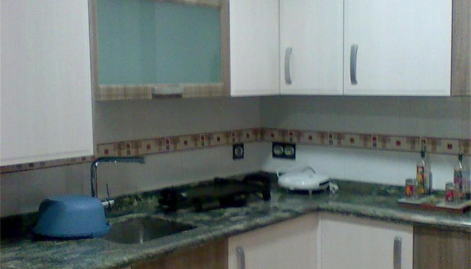 Photo 1 of Flat to share in Calle Mayor a la Plaza, Castellanos de Moriscos, Salamanca