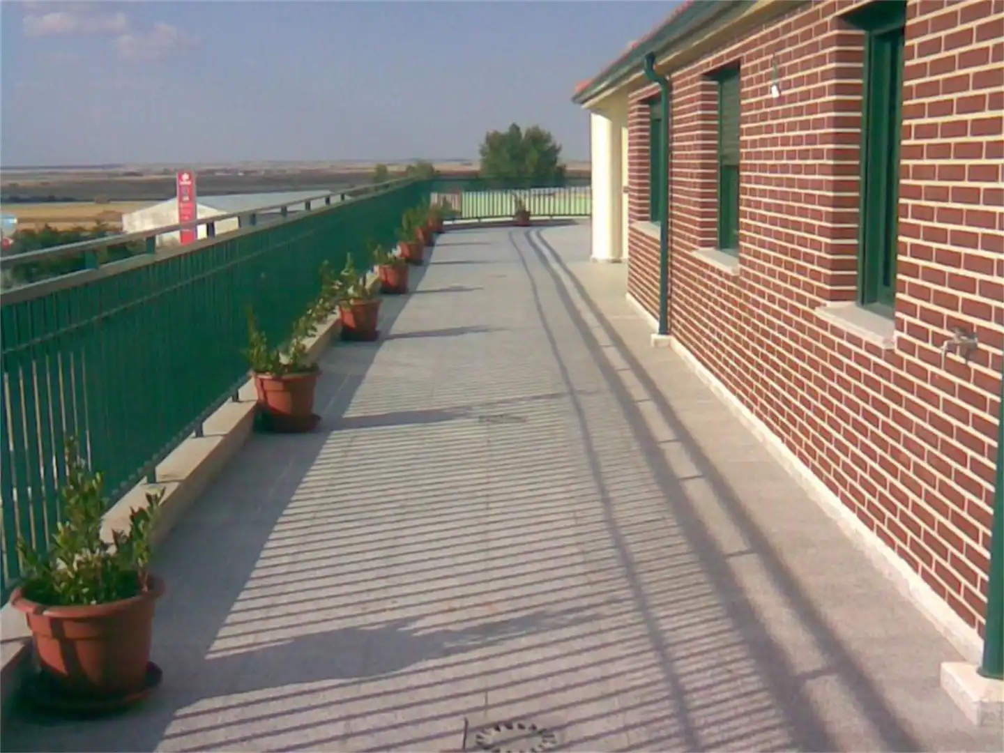 Terrace of Flat for share in Castellanos de Moriscos  with Heating, Parquet flooring and Terrace