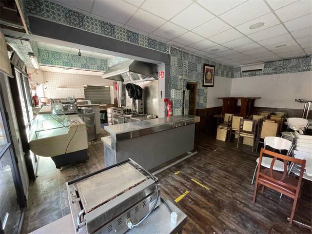 Local comercial en Alquiler en Carrer Santa Cristina en Centre