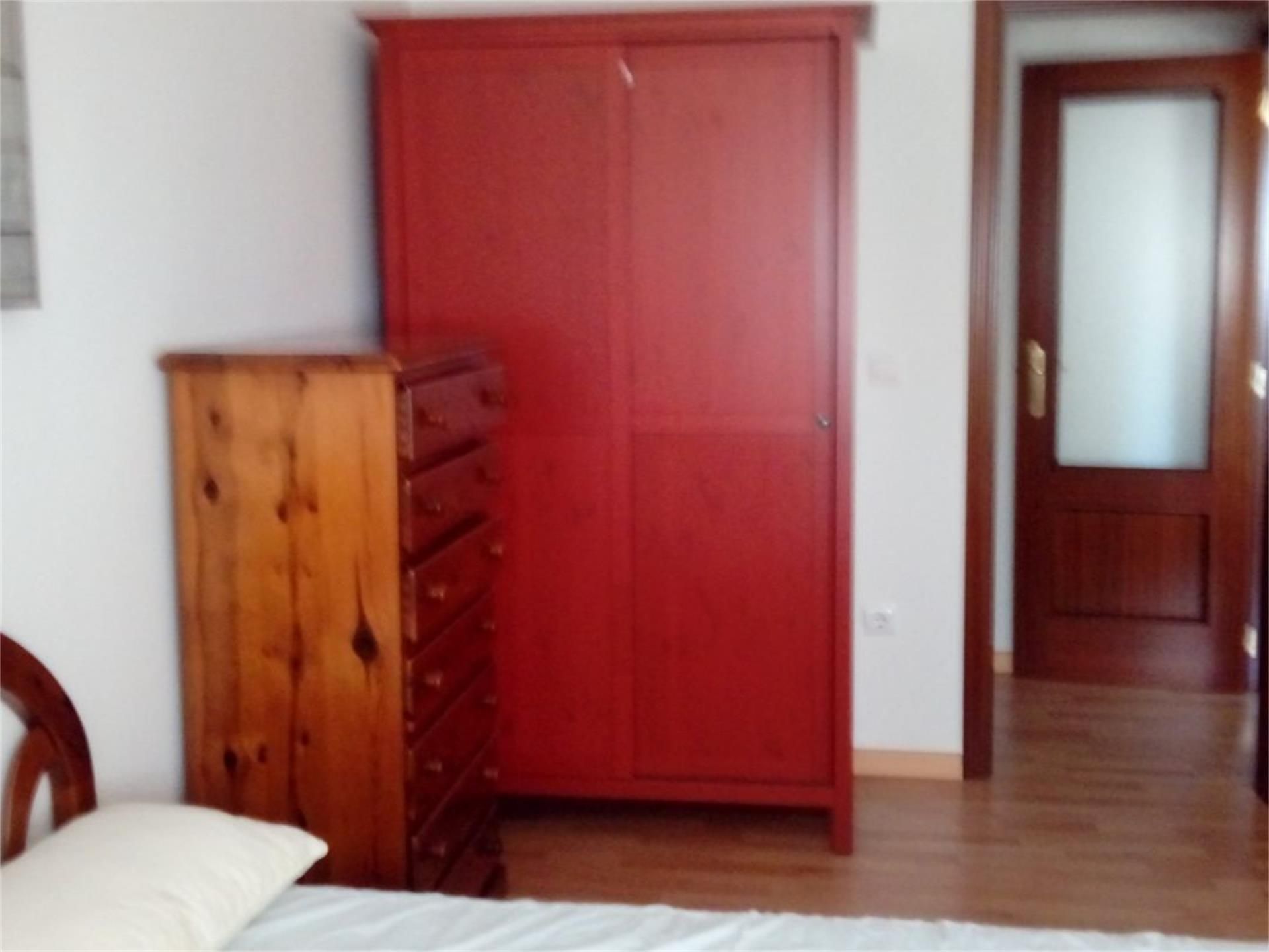 Dormitori de Pis de lloguer en Castellón de la Plana / Castelló de la Plana amb Calefacció, Parquet i Moblat