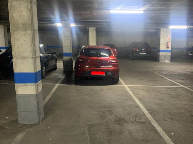 Garaje en Alquiler en Avinguda de Canaletes en Canaletes - Turonet