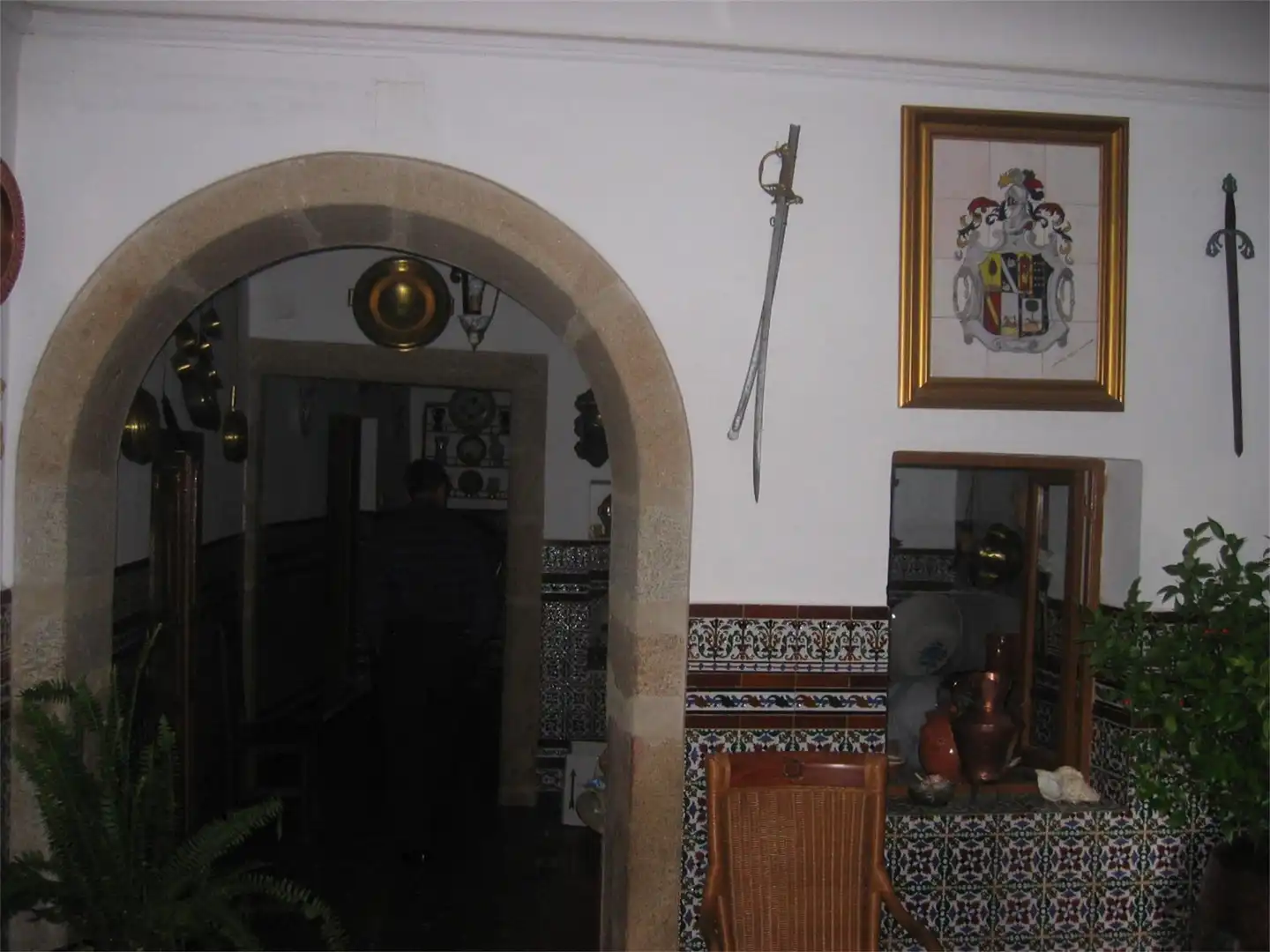 Erdgeschoss zum Verkauf in Alcuéscar mit Privatgarten, Terrasse und Möbliert