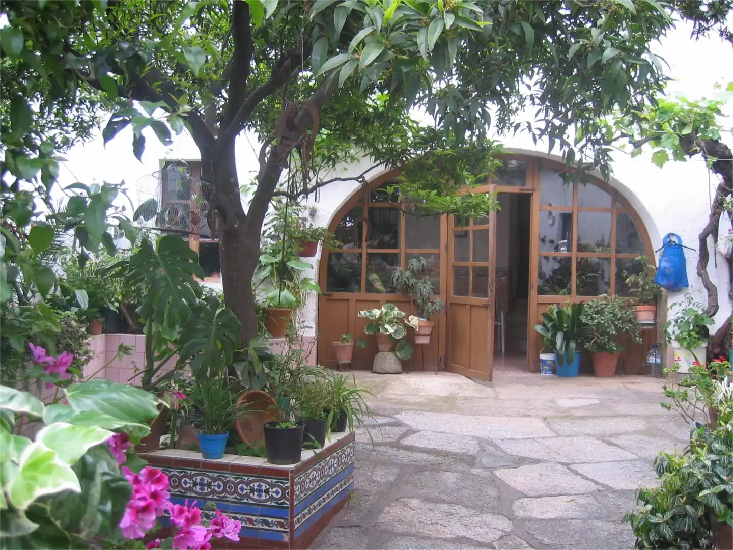 Erdgeschoss zum Verkauf in Alcuéscar mit Privatgarten, Terrasse und Möbliert