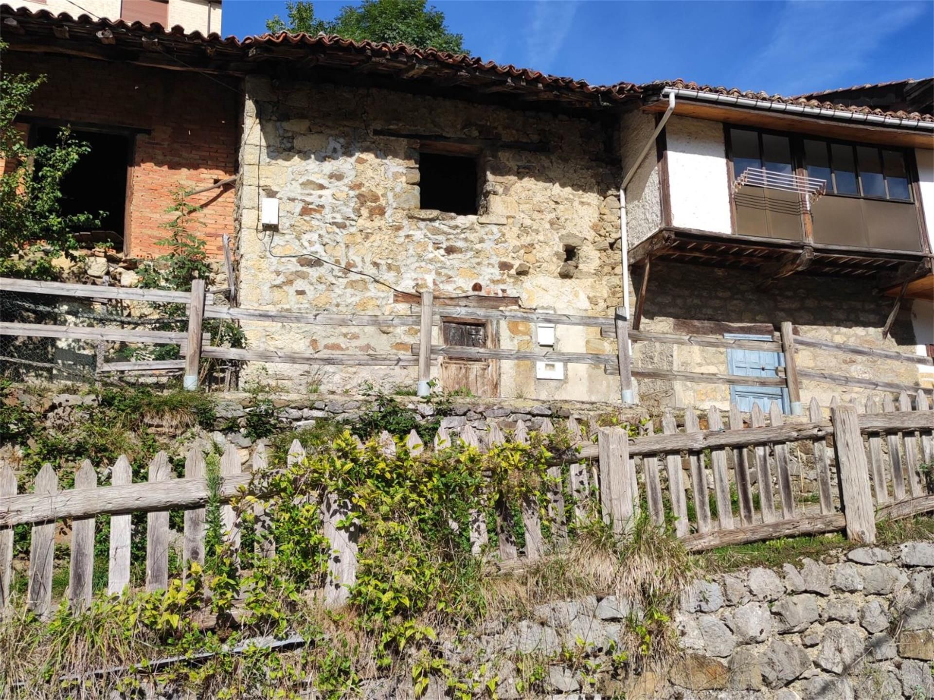 Vista exterior de Finca rústica en venda en Caso