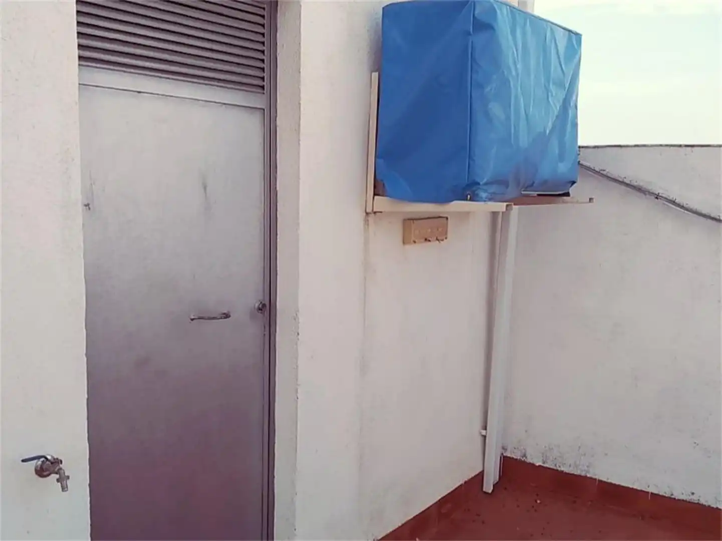 Wohnung zum Verkauf in Calle Religiosas de San José de Gerona, Porcuna Terrasse von Wohnung zum Verkauf in Porcuna mit Klimaanlage, Terrasse und Abstellraum