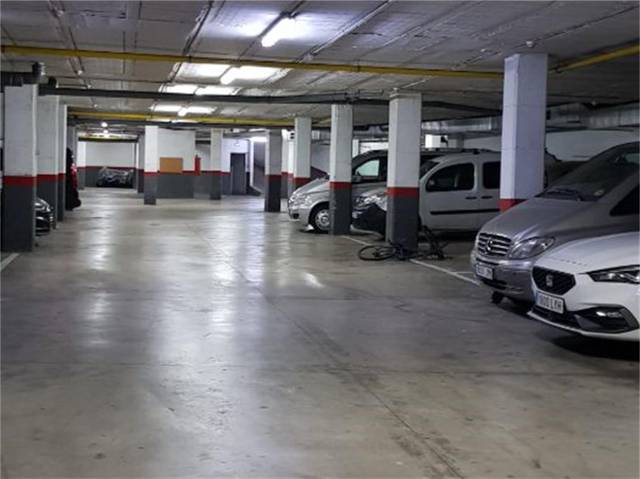 Garaje en Venta en Carrer del Carme en El Raval