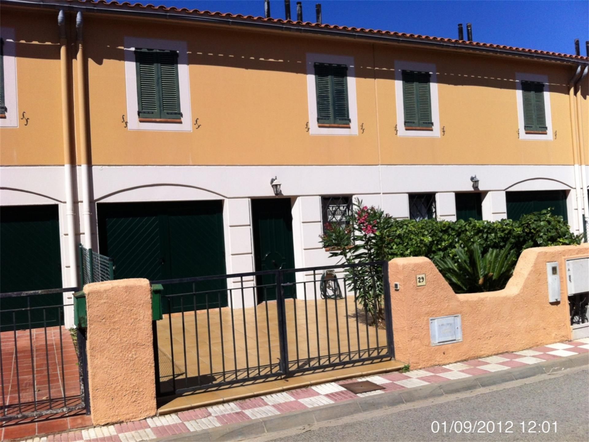 Single-family semi-detached for sale in Carrer Pinsà, 29, El Mas Pinell