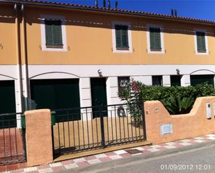 Exterior view of Single-family semi-detached for sale in L'Estartit  with Air Conditioner, Terrace and Swimming Pool