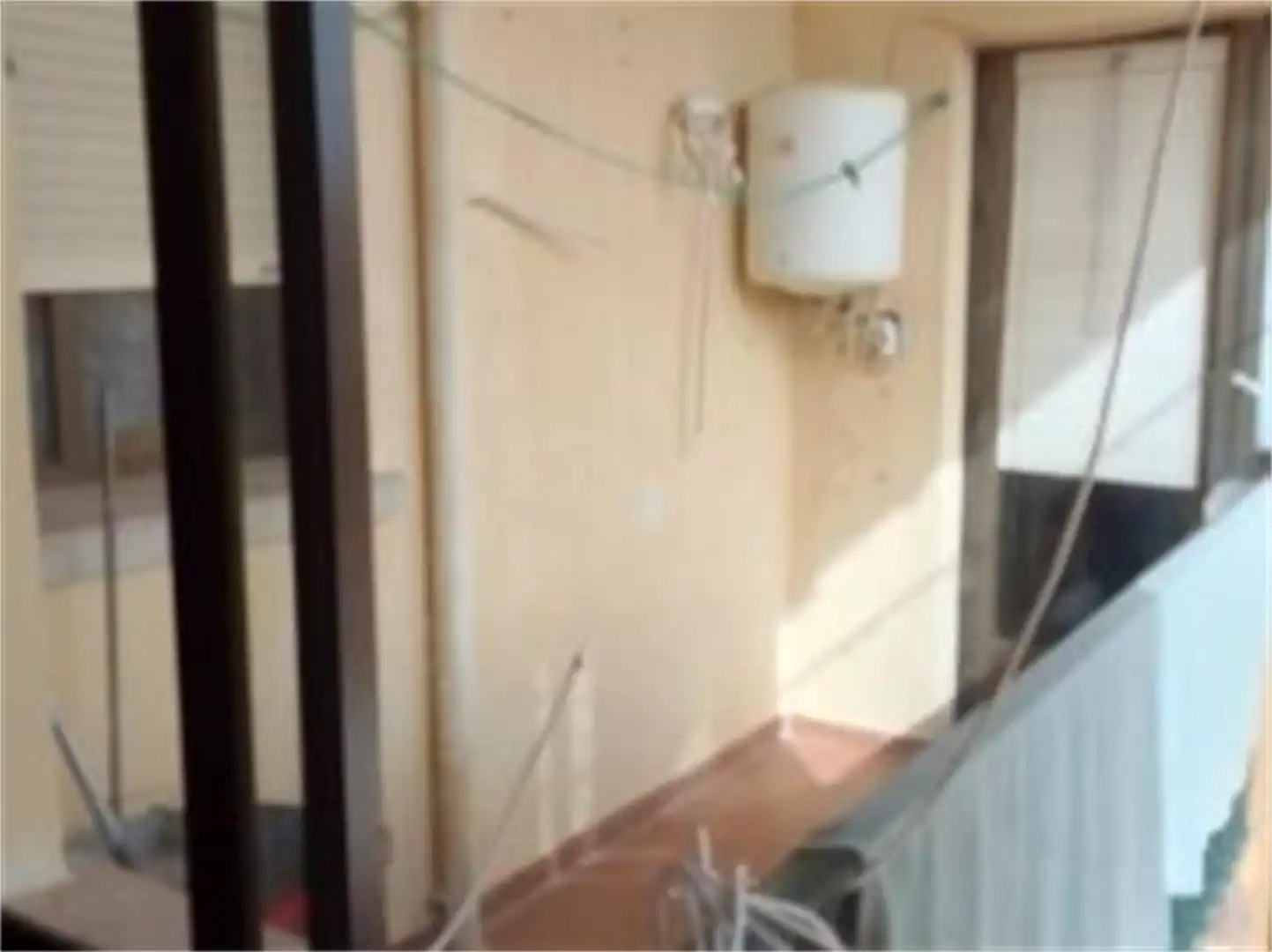 Piso en venta en Calle Almanzor, Candeleda Terraza de Piso en venta en Candeleda con Balcón