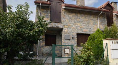 Foto 2 de Casa adosada en venda a Calle Fuen D'adinero, 20, Valle de Hecho, Huesca