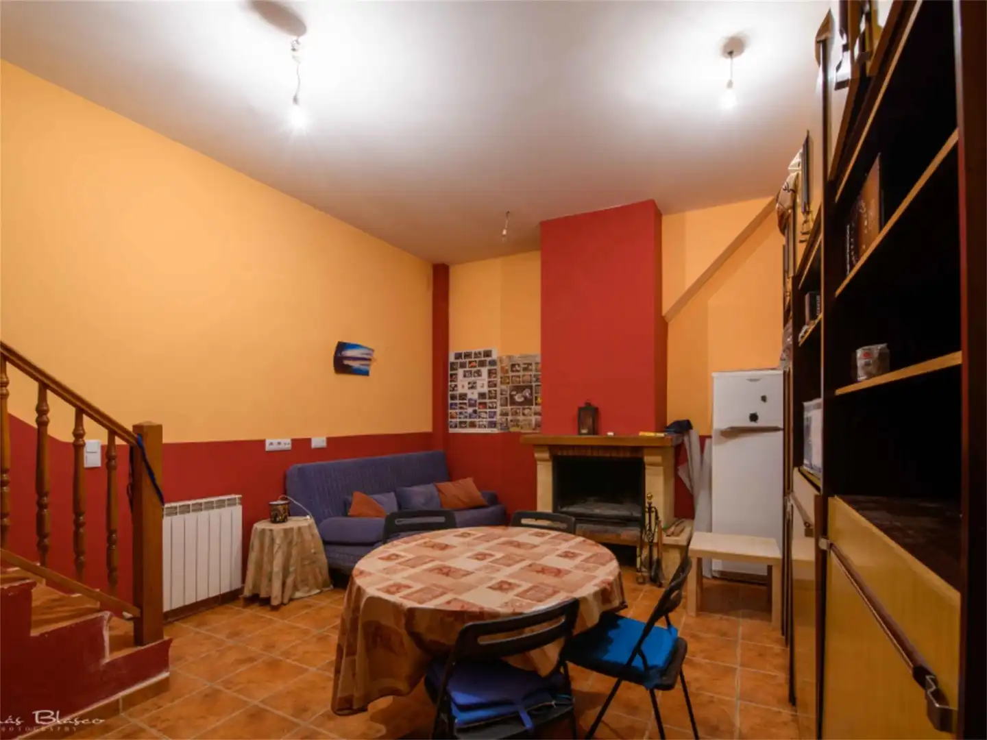 Wohnzimmer von Einfamilien-Reihenhaus zum Verkauf in Valle de Hecho mit Heizung, Privatgarten und Parkett