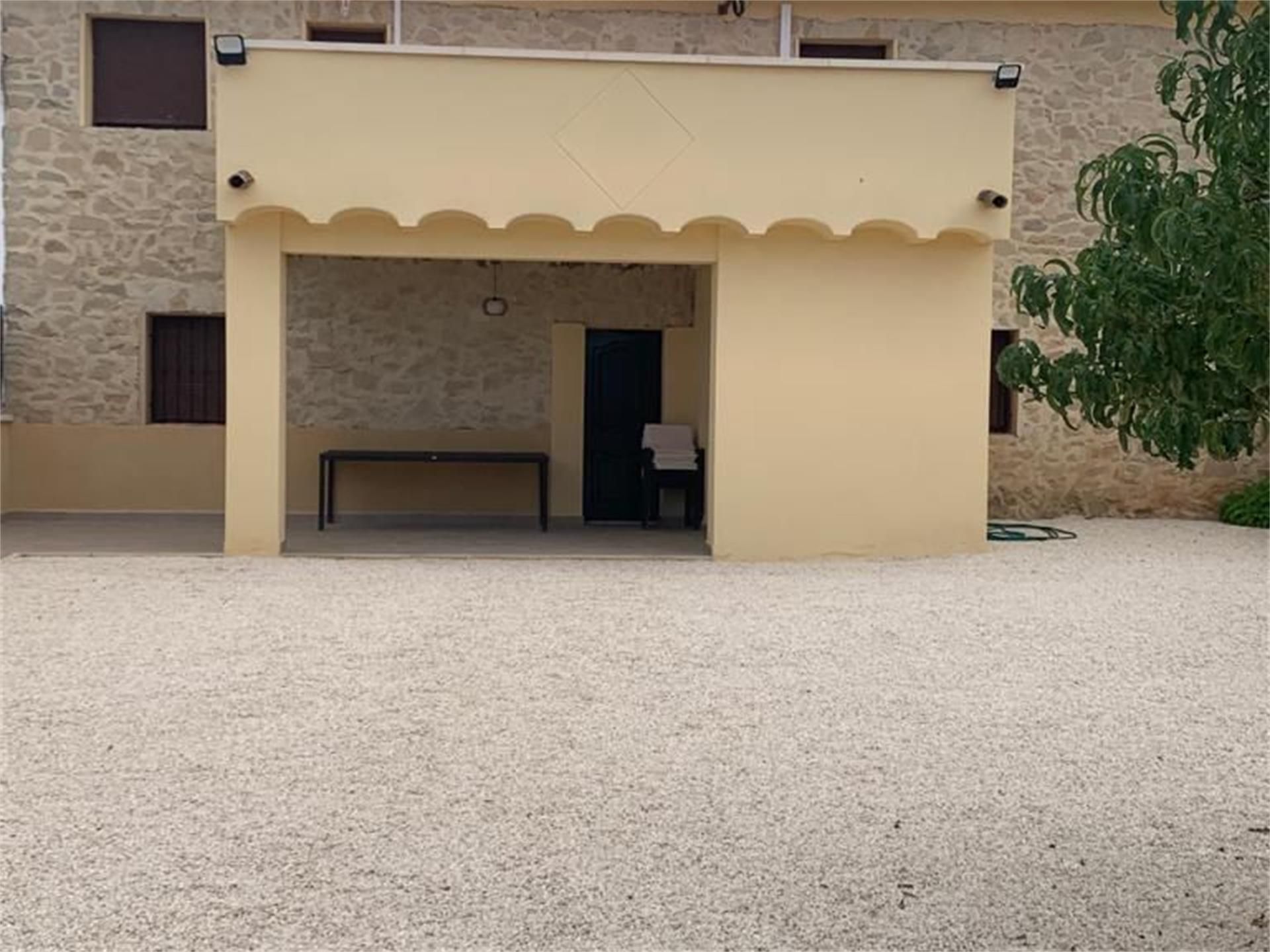 Casa o xalet de lloguer en Monóvar  / Monòver amb Aire condicionat, Calefacció i Jardí privat