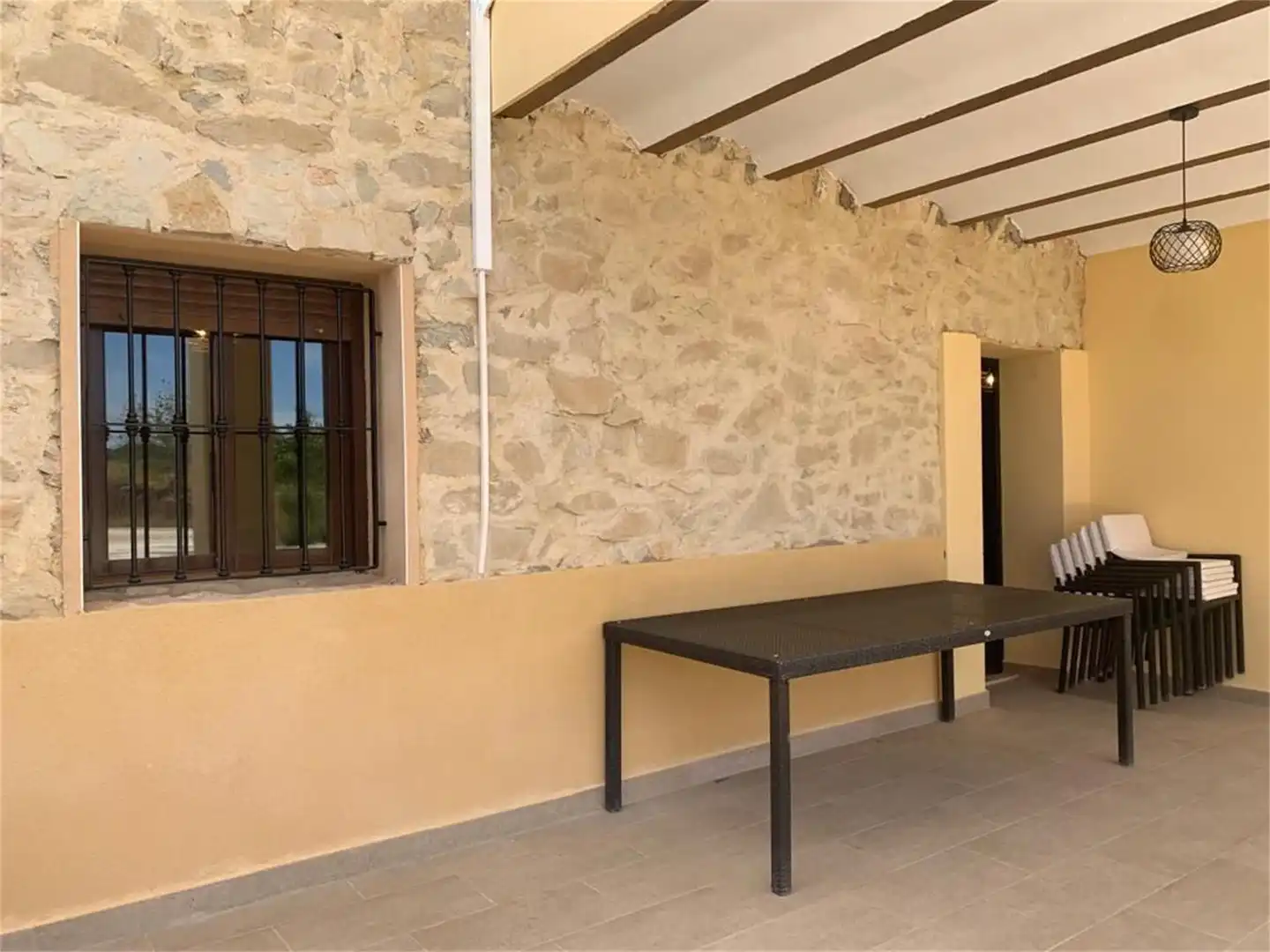 Casa o xalet de lloguer a Carretera a las Casas del Señor, Monóvar / Monòver Terrassa de Casa o xalet de lloguer en Monóvar / Monòver amb Aire condicionat, Calefacció i Jardí privat