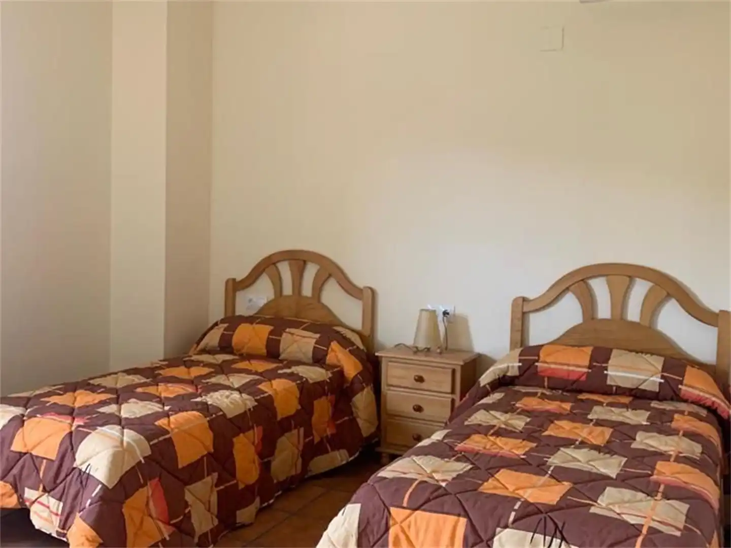 Casa o xalet de lloguer a Carretera a las Casas del Señor, Monóvar / Monòver Dormitori de Casa o xalet de lloguer en Monóvar / Monòver amb Aire condicionat, Calefacció i Jardí privat
