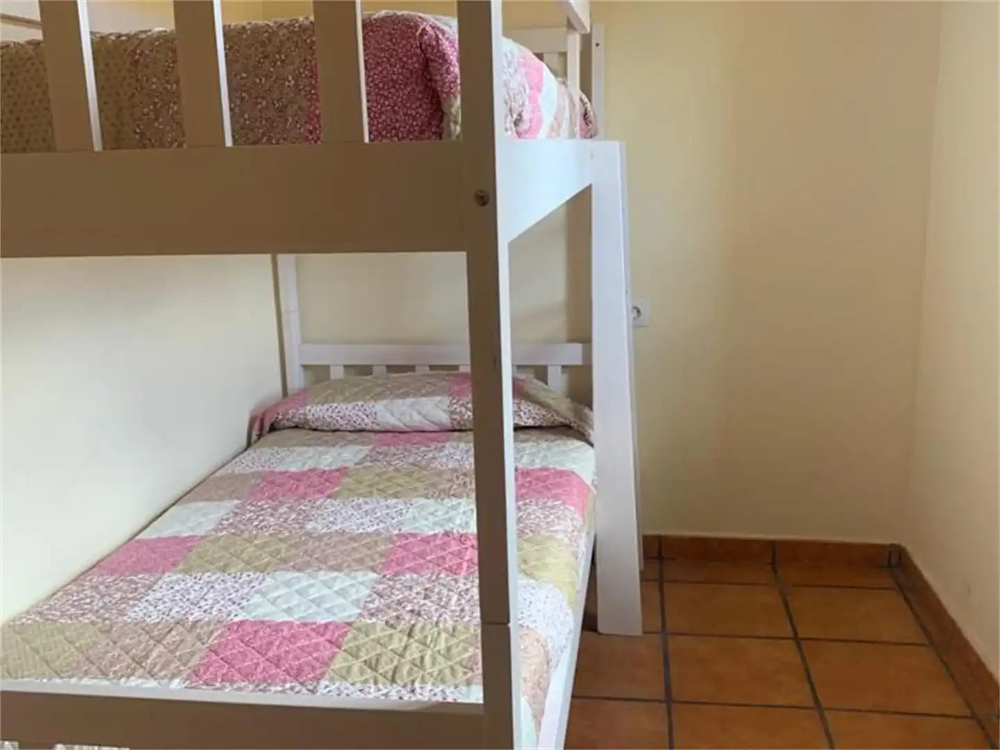 Casa o xalet de lloguer a Carretera a las Casas del Señor, Monóvar / Monòver Dormitori de Casa o xalet de lloguer en Monóvar / Monòver amb Aire condicionat, Calefacció i Jardí privat