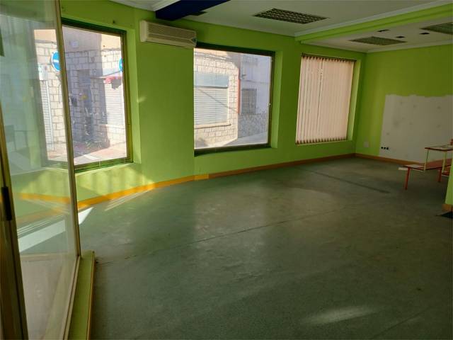 Local comercial en Venta en Calle La Ermita en Sotillo de la Adrada