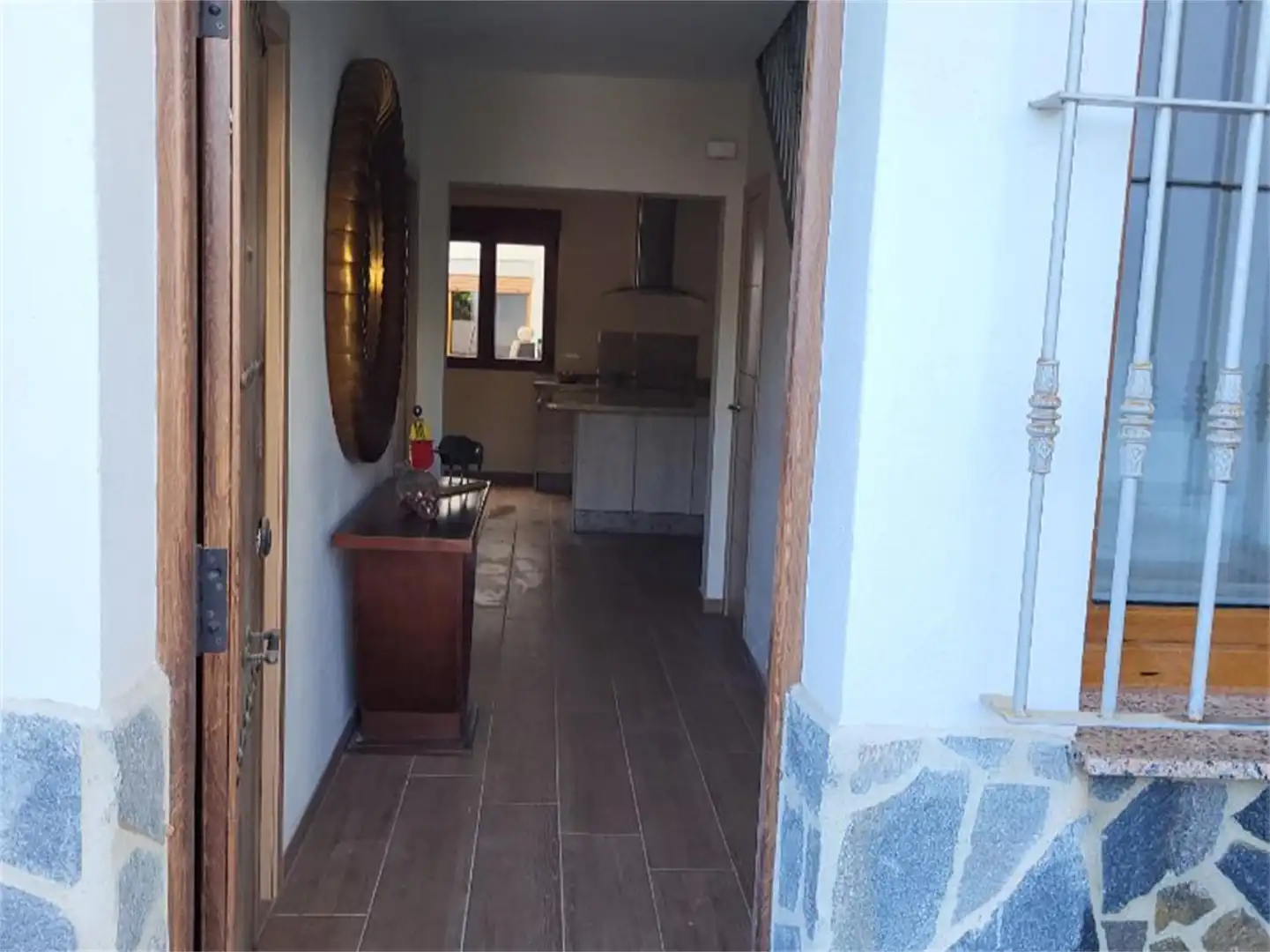 Einfamilien-Reihenhaus zum Verkauf in Calle Sebastián Pineda, Jimena de la Frontera Einfamilien-Reihenhaus zum Verkauf in Jimena de la Frontera mit Terrasse, Balkon und Video-Gegensprechanlage