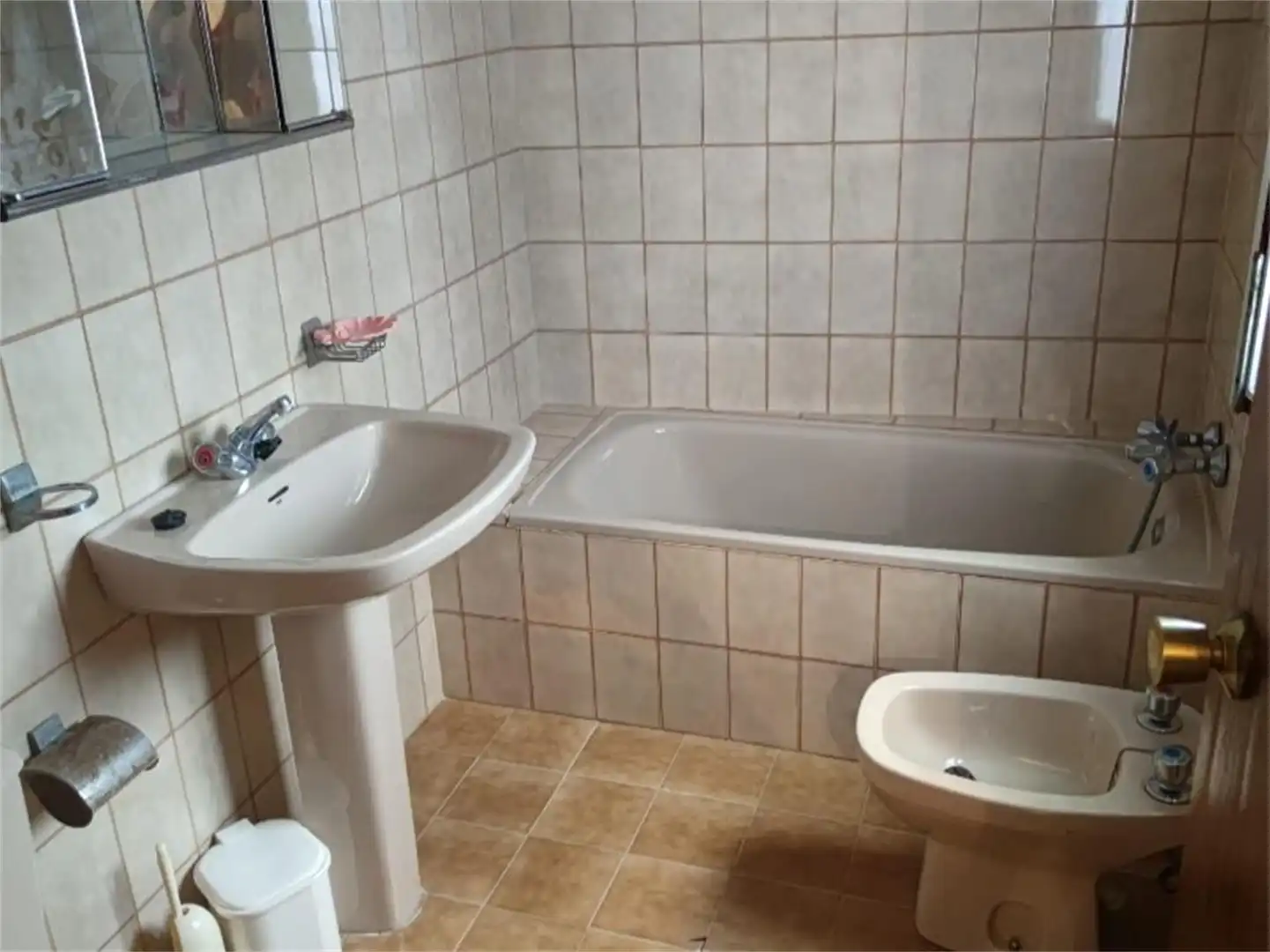 Baño de Planta baja en venta en Algarinejo con Trastero