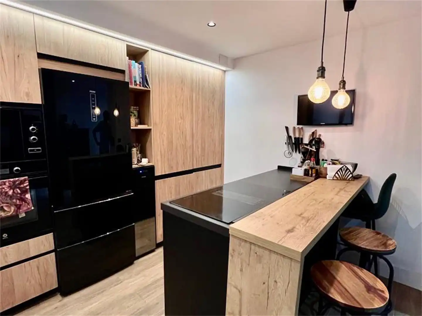 Wohnung zum Verkauf in Calle Colón, El Molinillo - Capuchinos Küche von Wohnung zum Verkauf in Málaga Capital mit Klimaanlage