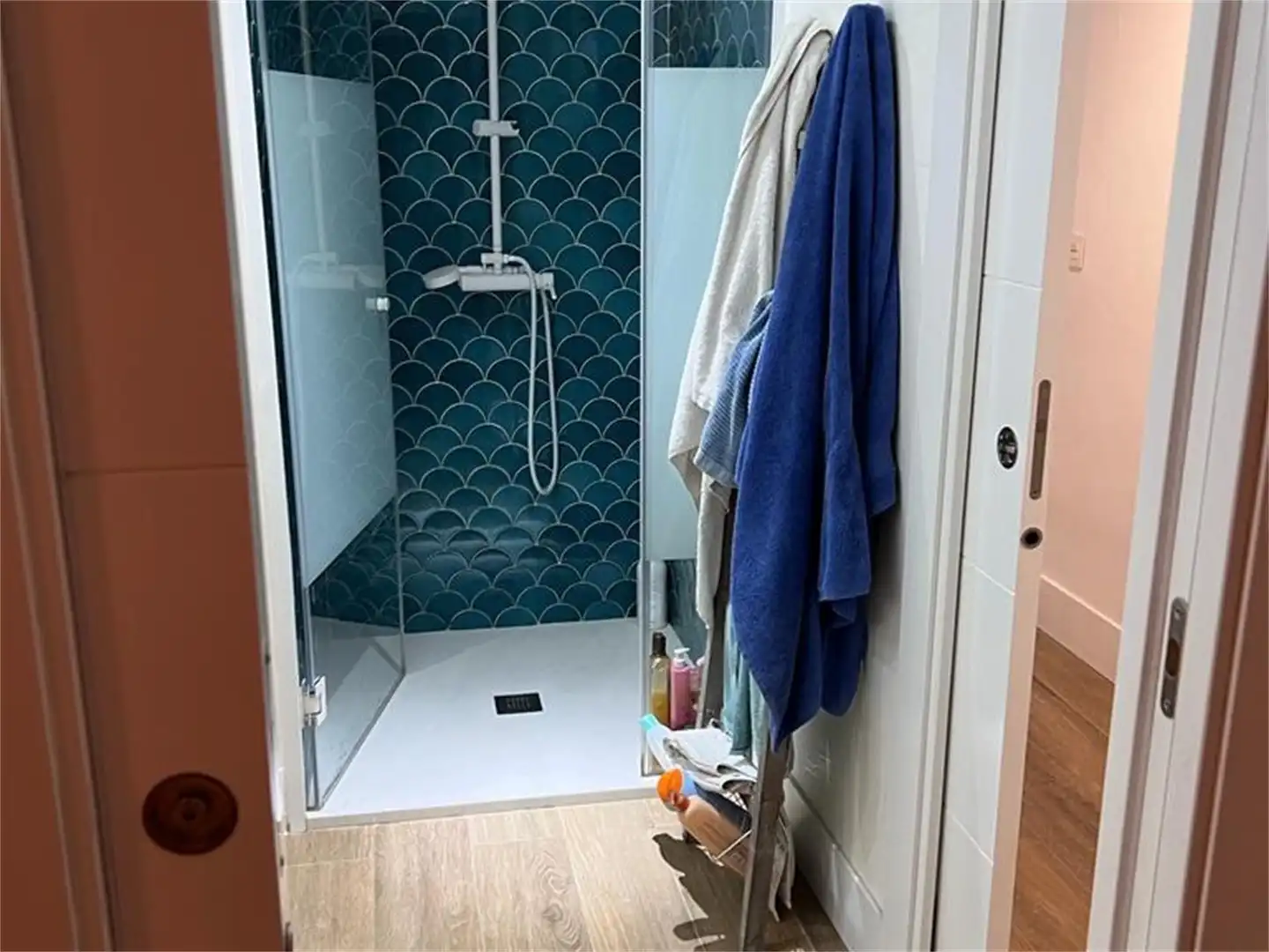 Wohnung zum Verkauf in Calle Colón, El Molinillo - Capuchinos Badezimmer von Wohnung zum Verkauf in Málaga Capital mit Klimaanlage