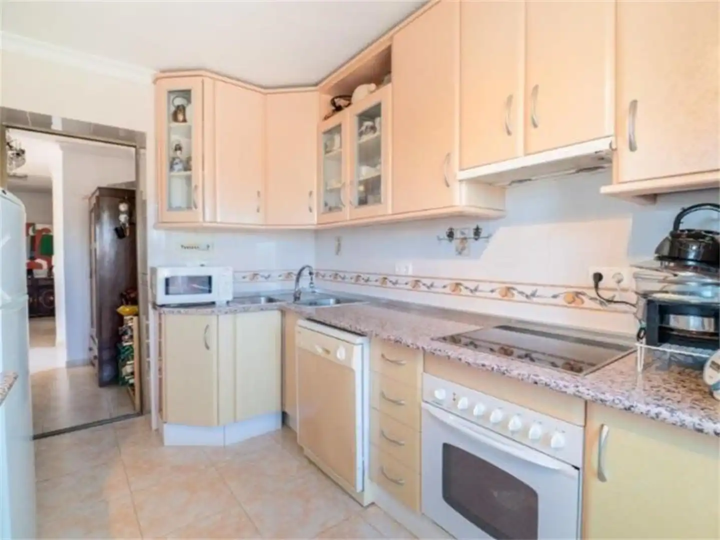 Houses for sale in Paseo de Cuba, Elviria Kitchen of Houses for sale in Marbella