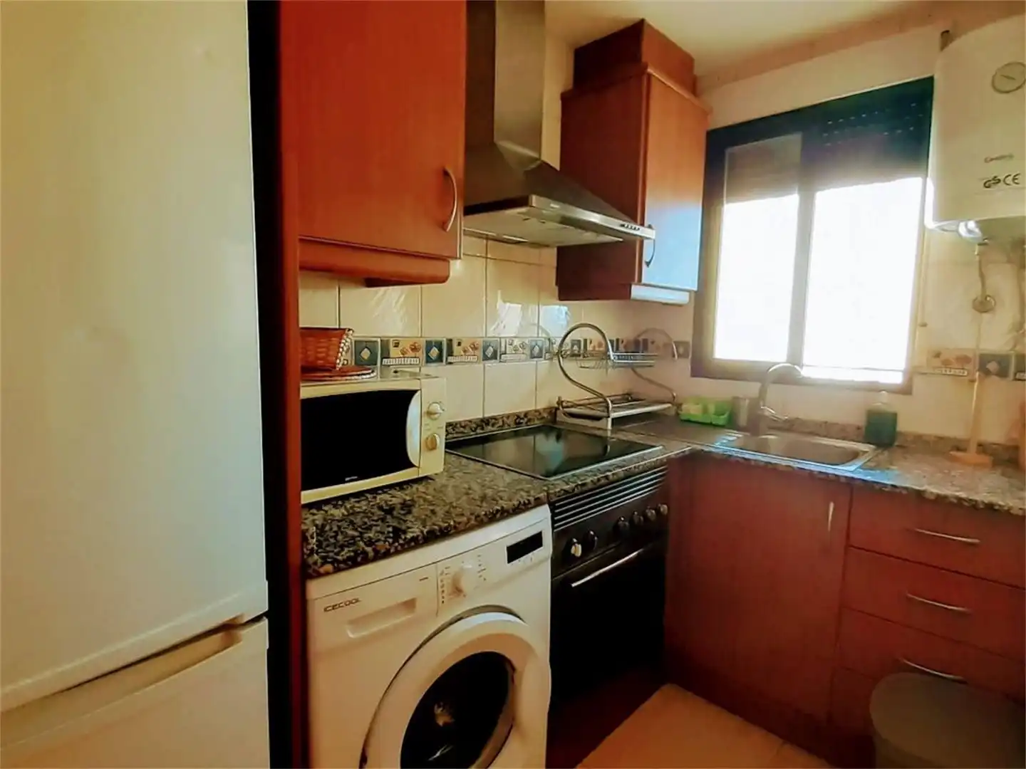 Cocina de Apartamento en venta en Gandia con Aire acondicionado, Calefacción y Terraza