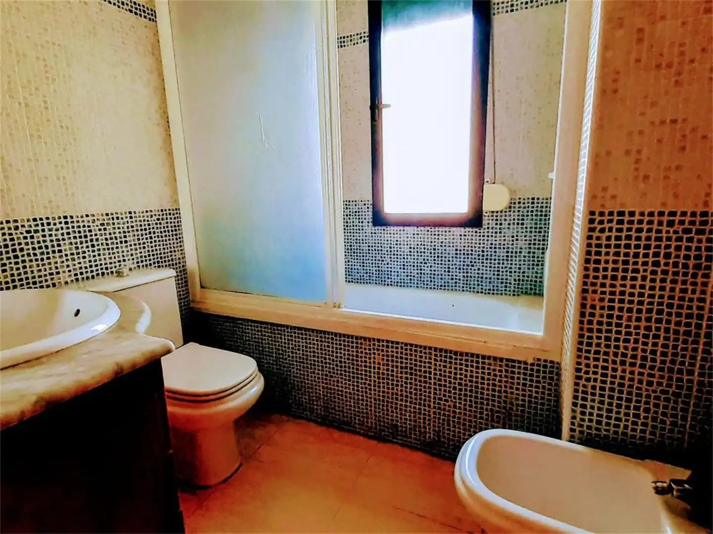 Baño de Apartamento en venta en Gandia con Aire acondicionado, Calefacción y Terraza