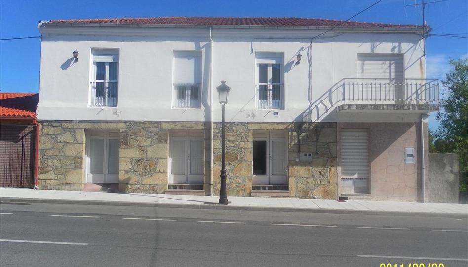 Foto 1 de Casa adosada en venda a Estrada de Ourense, Pantón, Lugo