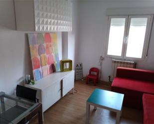 Living room of Flat for sale in  Madrid Capital