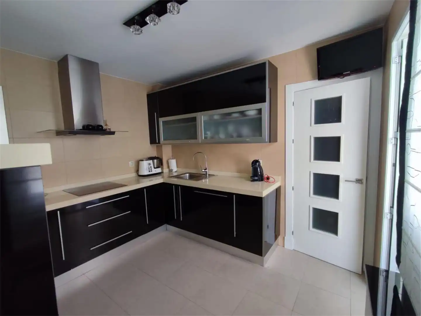 Flat for sale in Calle Agustín Goytisolo, Torreperogil Kitchen of Flat for sale in Torreperogil with Air Conditioner, Heating and Terrace