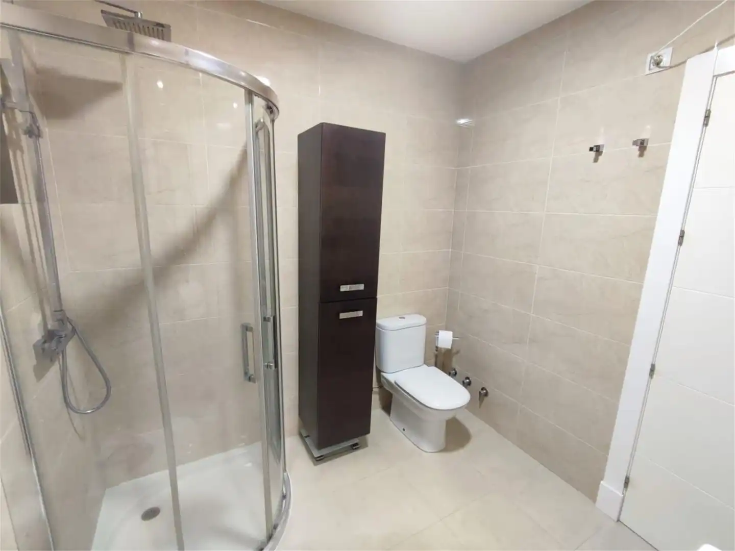 Flat for sale in Calle Agustín Goytisolo, Torreperogil Bathroom of Flat for sale in Torreperogil with Air Conditioner, Heating and Terrace