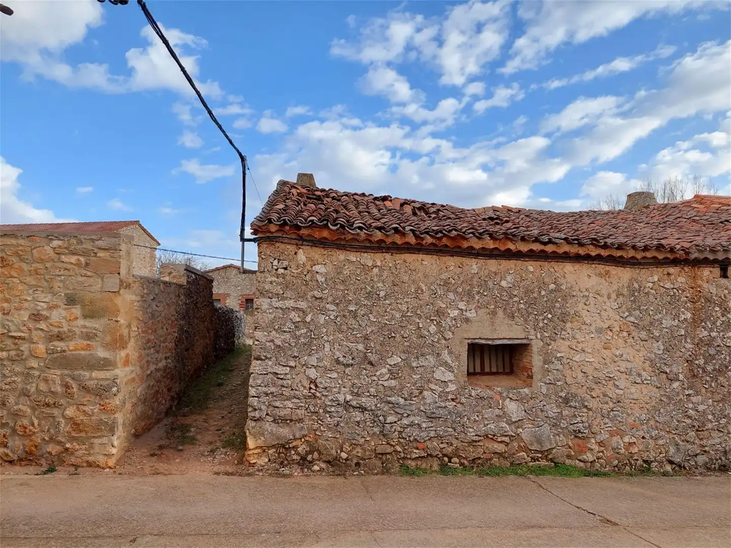 Vista exterior de Planta baja en venta en Golmayo