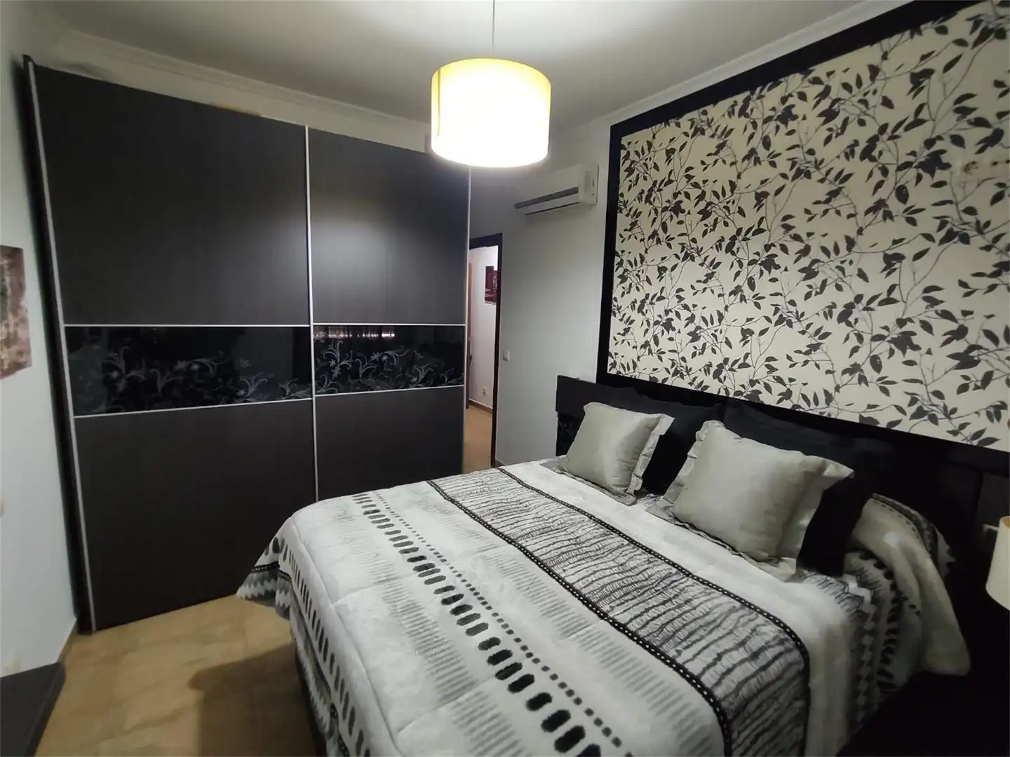 Piso en venta en Calle Málaga, Villa del Río Habitación de Piso en venta en Villa del Río con Aire acondicionado, Calefacción y Amueblado