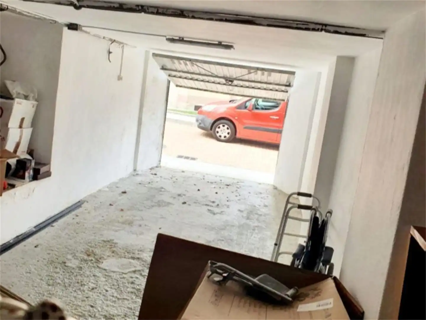 Garage for sale in Grupo San Francisco, Los Castros Parking of Garage for sale in Santander with Heating