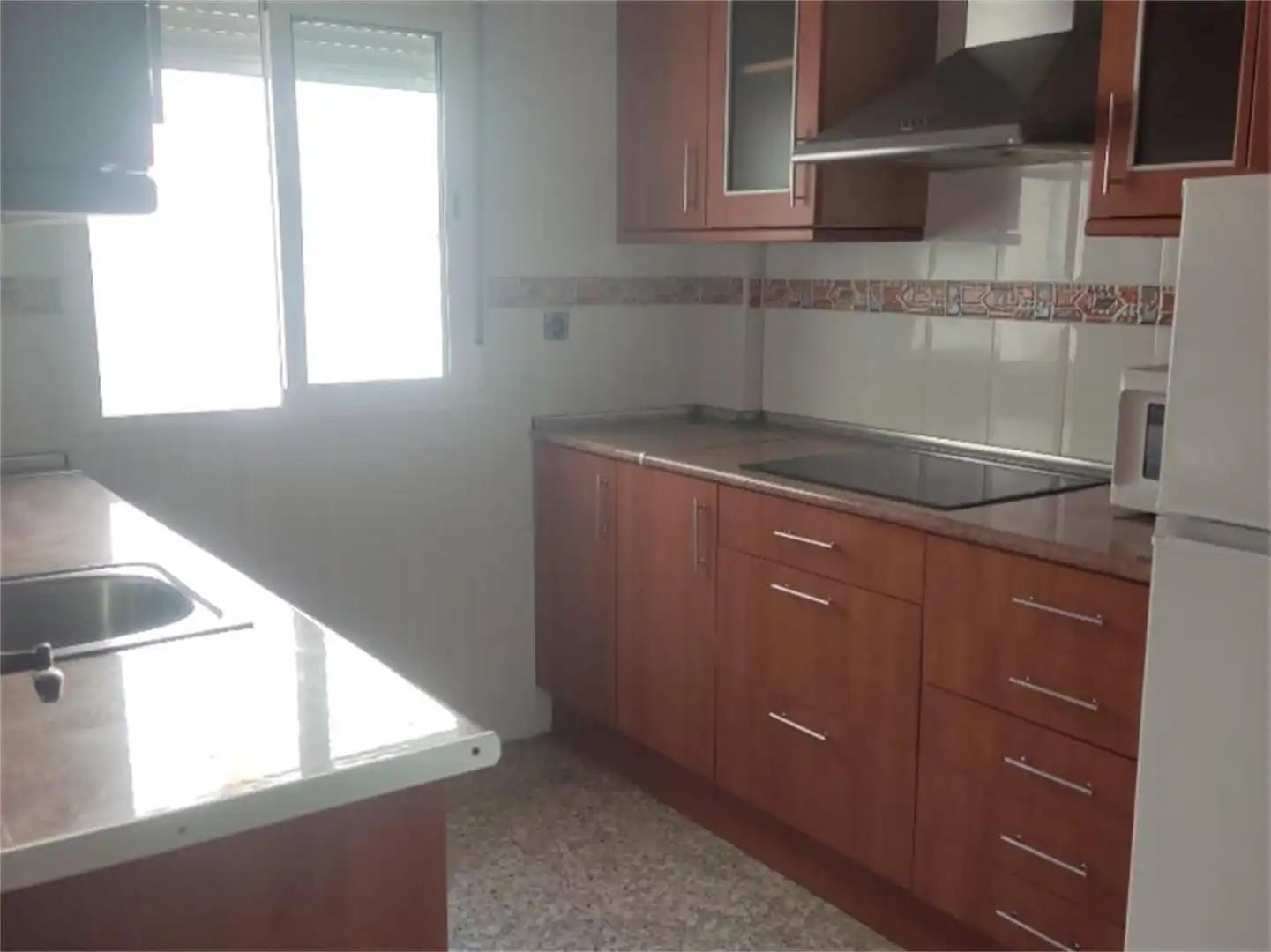 Wohnung zum Verkauf in Calle José María Pemán, La Paz Küche von Wohnung zum Verkauf in Alcalá de Guadaira mit Klimaanlage, Terrasse und Balkon