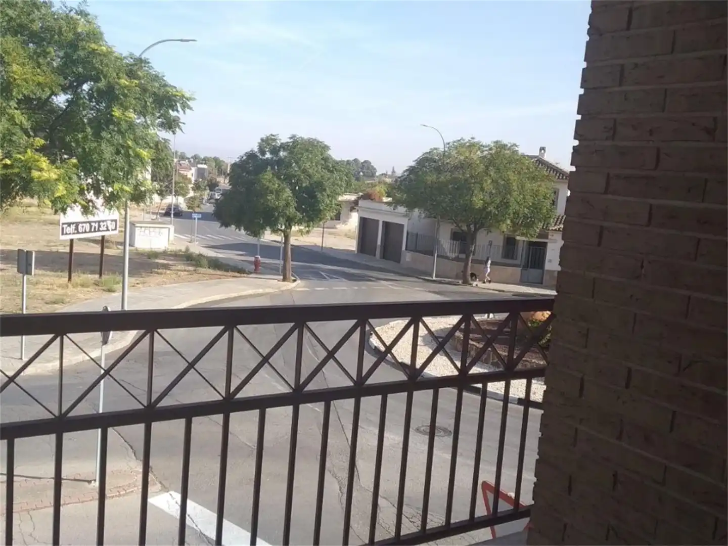 Außenansicht von Einfamilien-Reihenhaus zur untervermieten in Daimiel mit Terrasse, Möbliert und Balkon