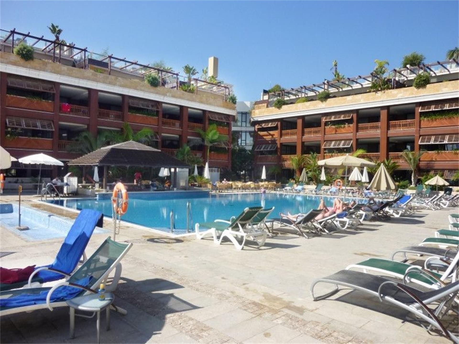 Piscina de Àtic en venda en Marbella amb Aire condicionat, Terrassa i Piscina