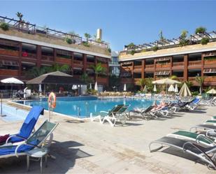 Piscina de Àtic en venda en Marbella amb Aire condicionat, Terrassa i Piscina