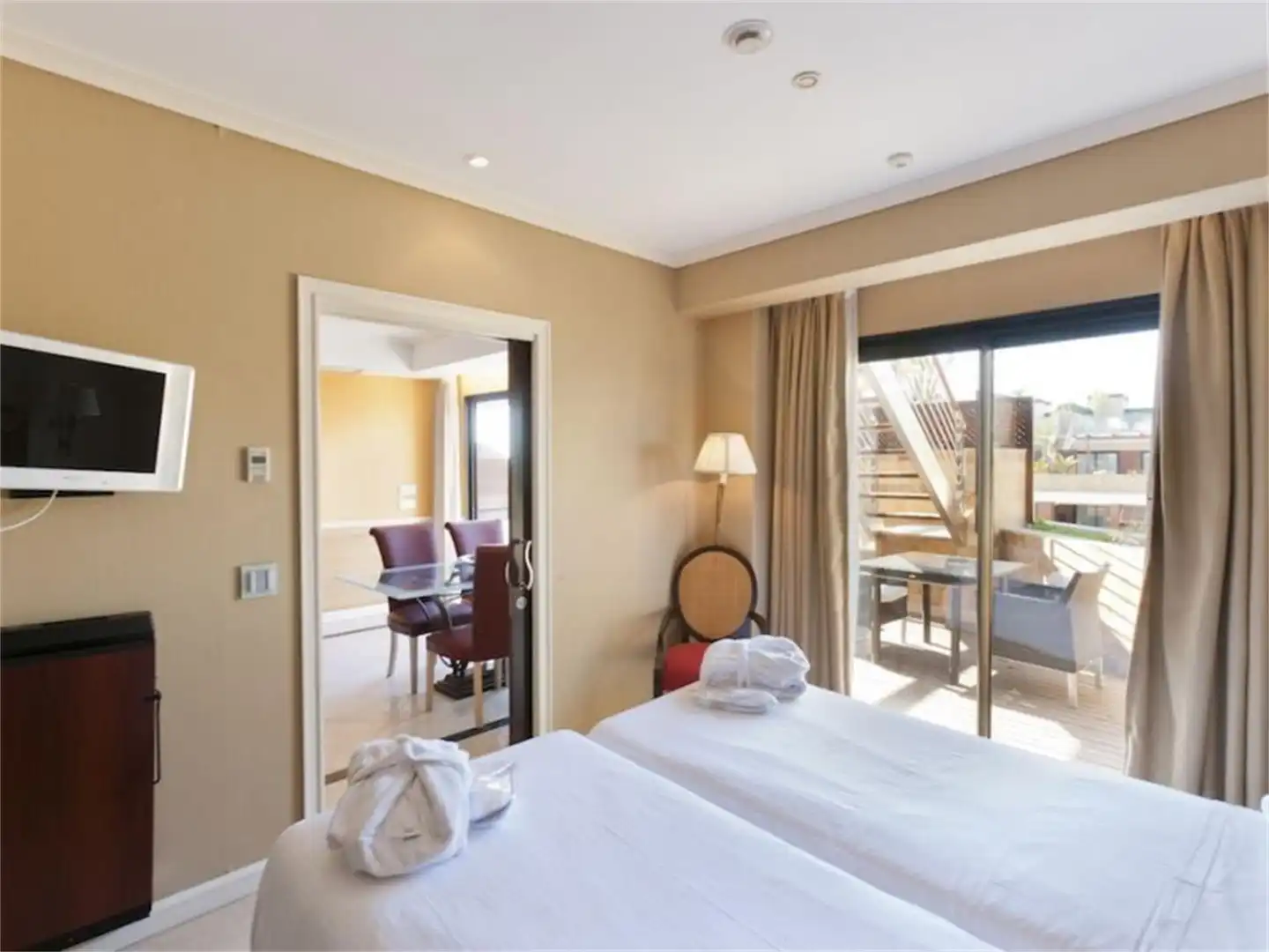 Ático en venta en Avenida Edgar Neville, 6, Puerto Banús Habitación de Ático en venta en Marbella con Aire acondicionado, Terraza y Piscina