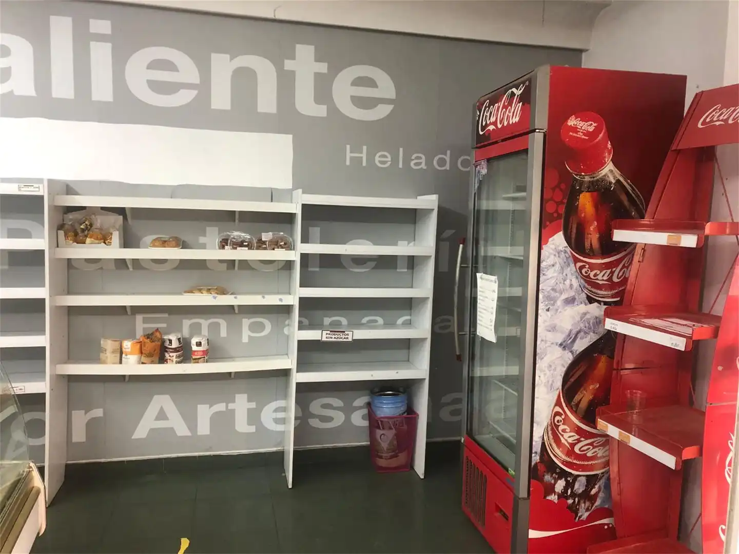 Local de alquiler en Luis Milena, 7, Cobreros Viejo Local de alquiler en San Fernando